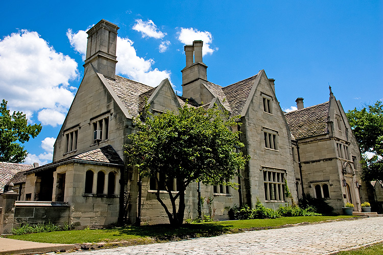 The Lawrence Mansion at Hartwood Acres Park in Pittsburgh served as the exterior for a street in Glasgow,  Scotland.